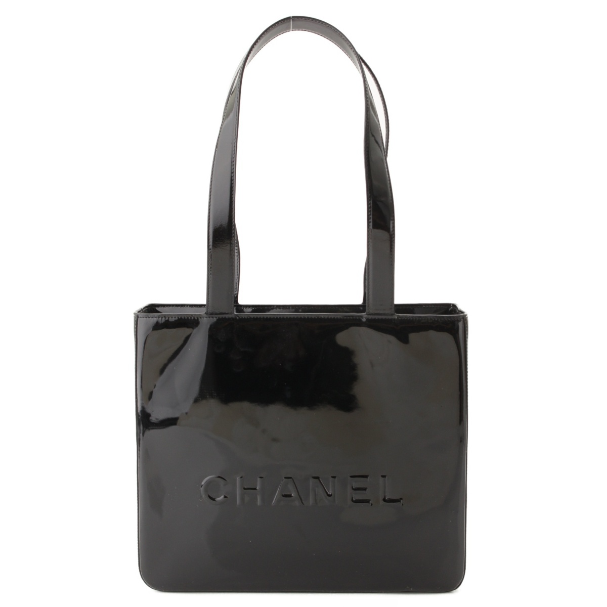 シャネル(Chanel) エナメル ロゴ トートバッグ ブラック 6番台 中古