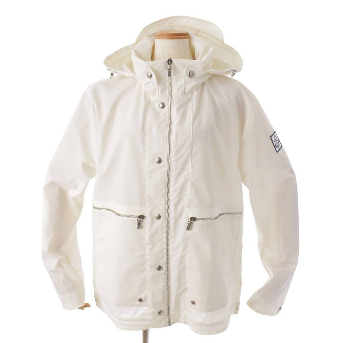 モンクレール(Moncler) 17年 DISTHENE ディスシーン スプリング